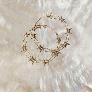 Handmade Silver Barbed Wire Big Hoop Earrings – One-of-a-kind